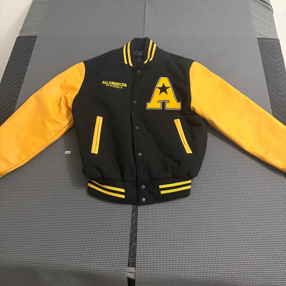 Canada Sportswear All American Season 4 Varsity Jacket Men's Small